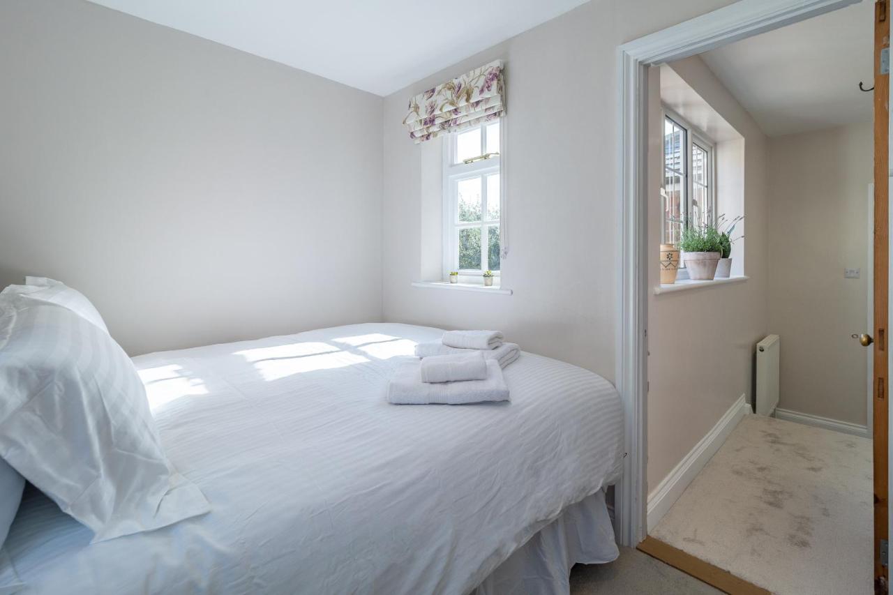 Adorable Cottage With A Log Burner In Heavenly Village - Constable Lodge Nayland Luaran gambar